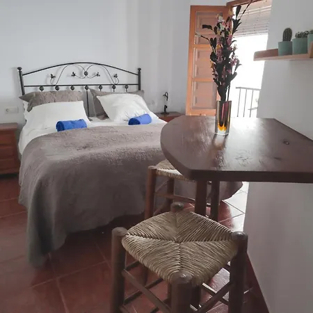 Casa Hadriano بيت ضيافة Cómpeta